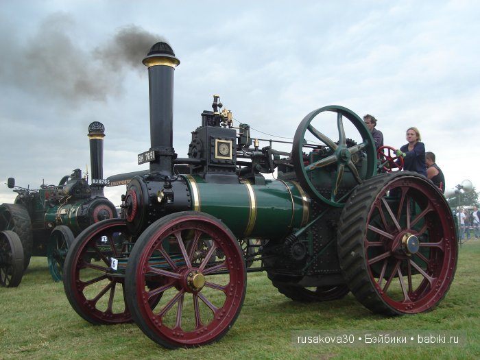 Выставка старинных машин в деревне Weeting