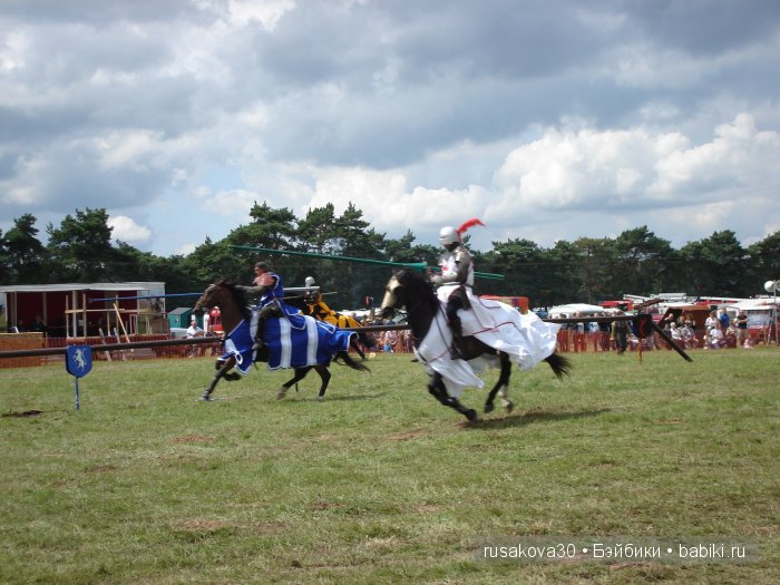 Выставка старинных машин в деревне Weeting