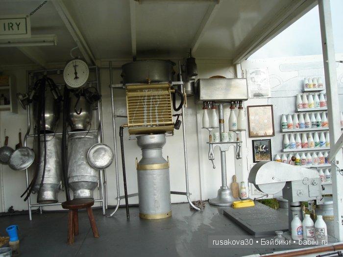 Выставка старинных машин в деревне Weeting