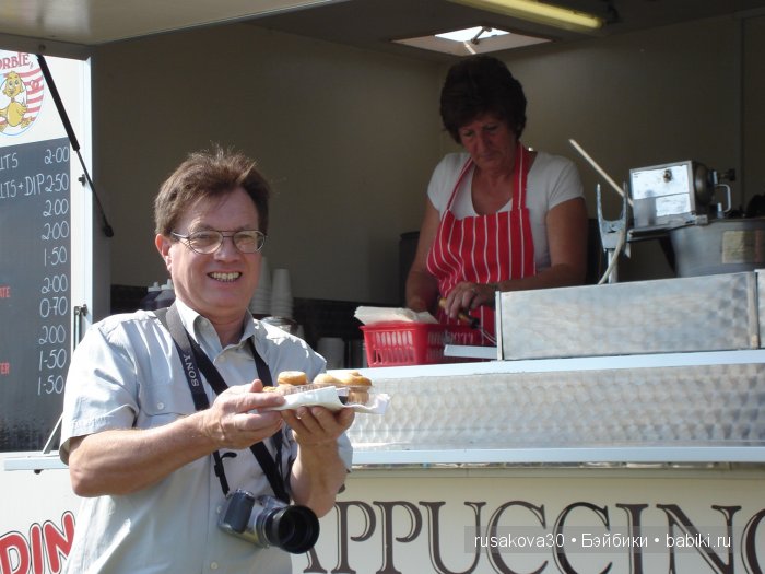 Выставка старинных машин в деревне Weeting