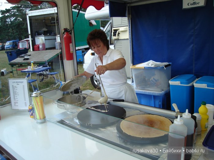 Выставка старинных машин в деревне Weeting