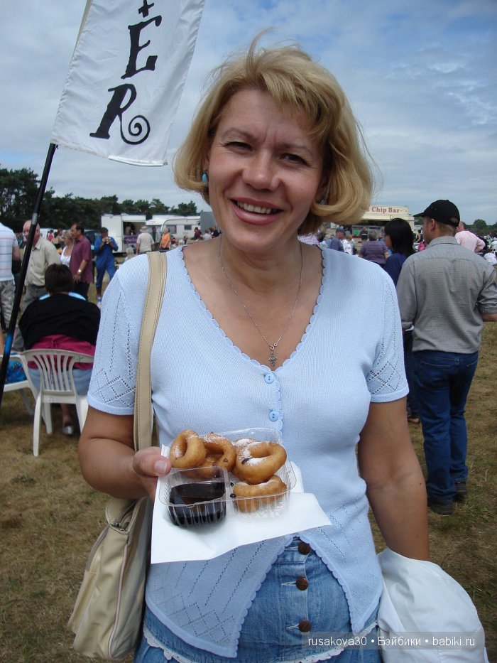 Выставка старинных машин в деревне Weeting