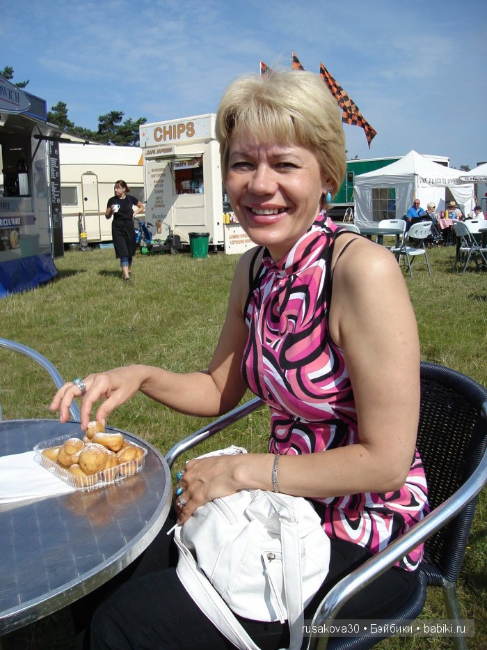 Выставка старинных машин в деревне Weeting