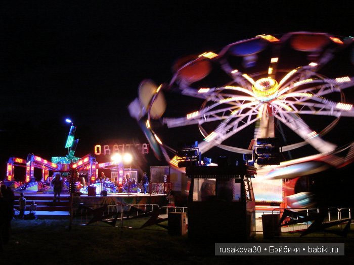 Выставка старинных машин в деревне Weeting