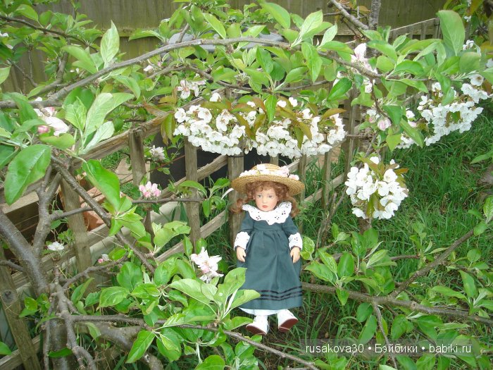 Весенние краски с Беатрик от Хелен Киш