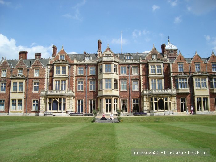 Загородное поместье Королевы- Сэндрингхэм (Sandringham House)