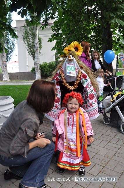 В параде детских колясок приняли участие 23 семьи » «Муравленко 24»