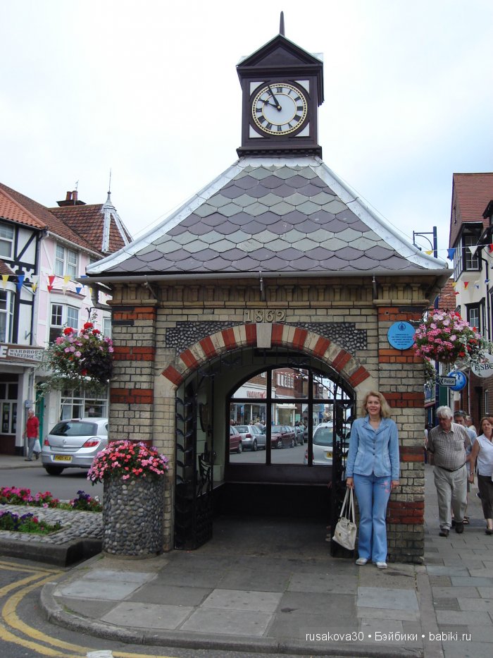 Море, море - мир бездонный, Пенный шелест волн прибрежных