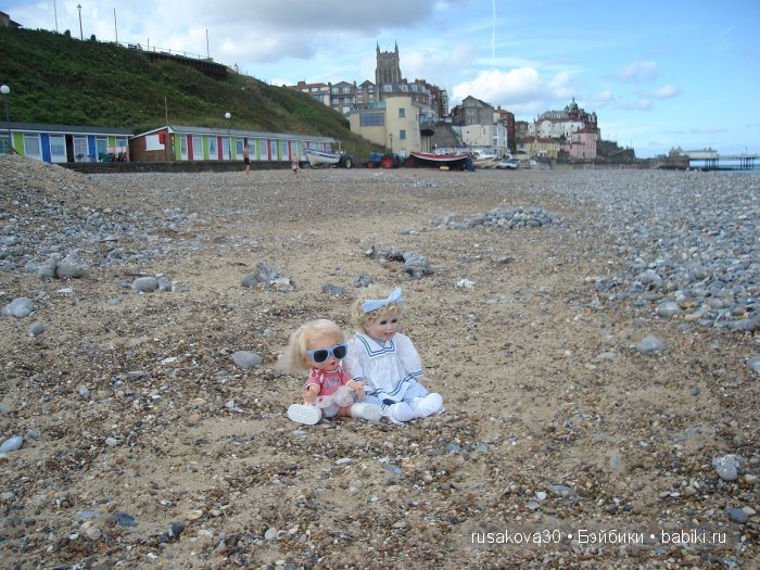 Море, море - мир бездонный, Пенный шелест волн прибрежных