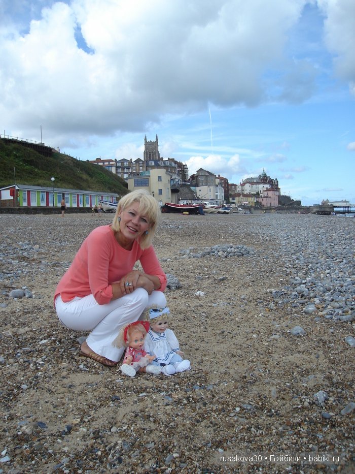 Море, море - мир бездонный, Пенный шелест волн прибрежных