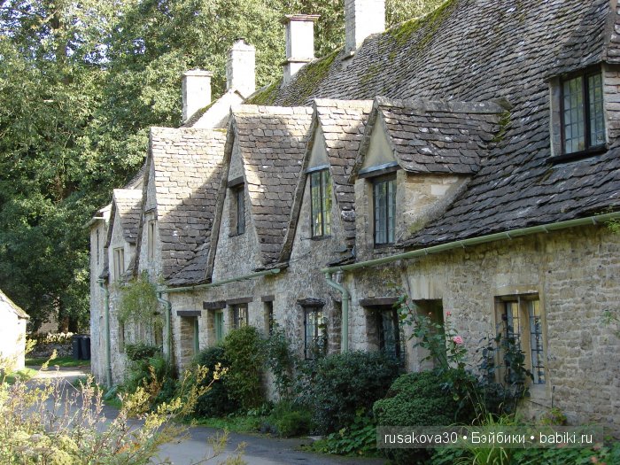 Самая красивая английская деревня Бибури (Bibury Village) (фото 10)