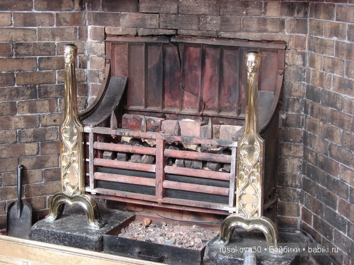 По следам Алисы и белого кролика