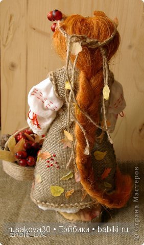 Как из мохеровой пряжи сделать парик для куклы (фото 9)