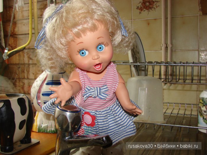 Как Съюзи и Синтия яблочки запекали, а Эльза им помогала