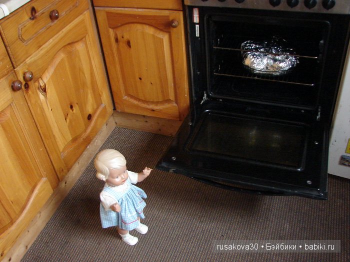 Как Съюзи и Синтия яблочки запекали, а Эльза им помогала