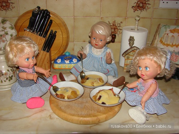 Как Съюзи и Синтия яблочки запекали, а Эльза им помогала