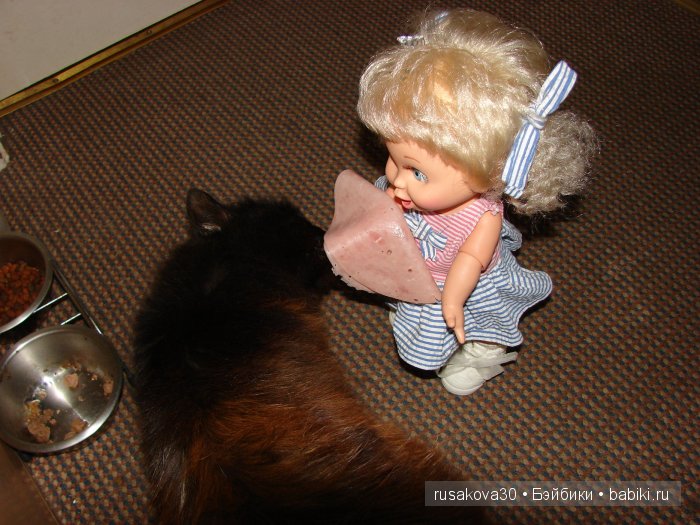 Как Съюзи и Синтия яблочки запекали, а Эльза им помогала