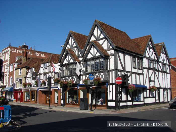 Солсбери (Salisbury) – небольшой городок на юге Англии