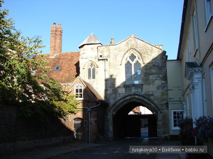 Солсбери (Salisbury) – небольшой городок на юге Англии
