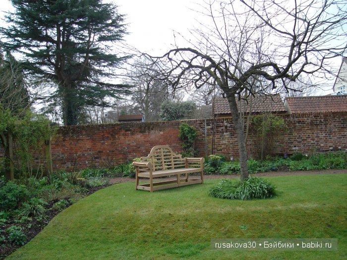 Максимка в английском саду (фото 10)