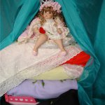 Как я ноченьку спала? Ничего хорошего.  Не заснула до утра... принцесса на горошине