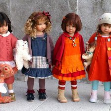 Стоял прекрасный день детей, Всемирной их защиты.