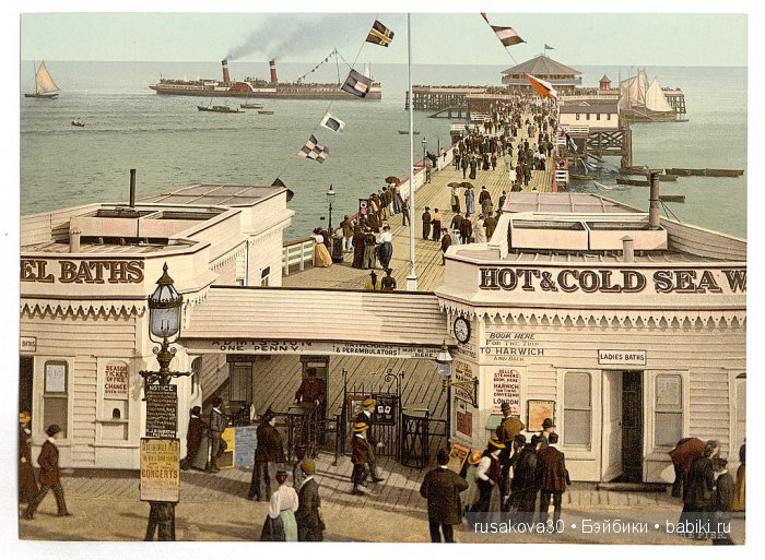 Кла́ктон-он-Си́ курортный городок около моря (фото 3)