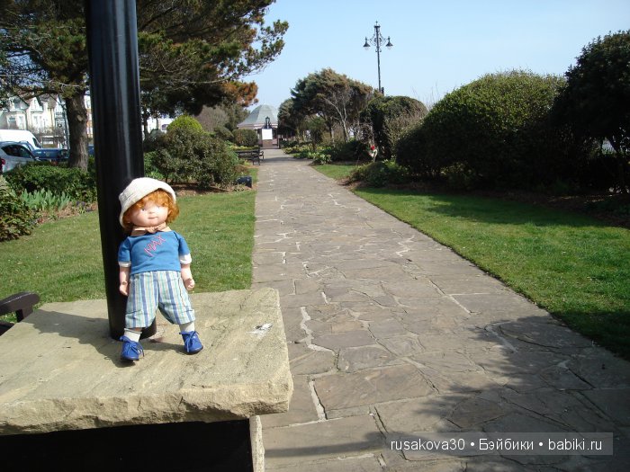 Кла́ктон-он-Си́ курортный городок около моря