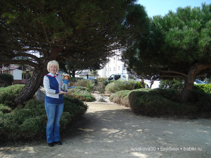 Кла́ктон-он-Си́ курортный городок около моря