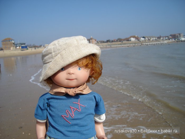 Кла́ктон-он-Си́ курортный городок около моря