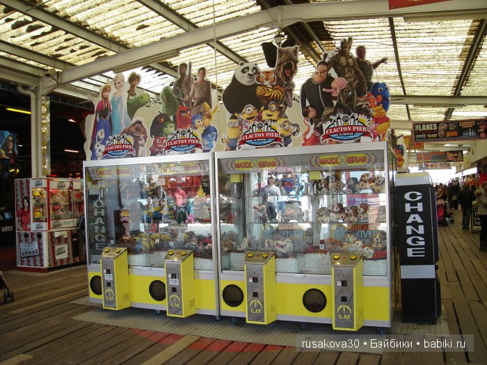 Кла́ктон-он-Си́ курортный городок около моря