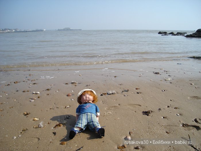 Кла́ктон-он-Си́ курортный городок около моря