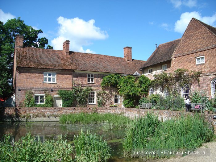 На каждом шагу констебли.....или куклы гуглики путешествуют