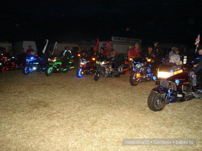 Куклы на ярмарке (продолжение)