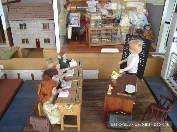 Куклы на ярмарке (окончание)