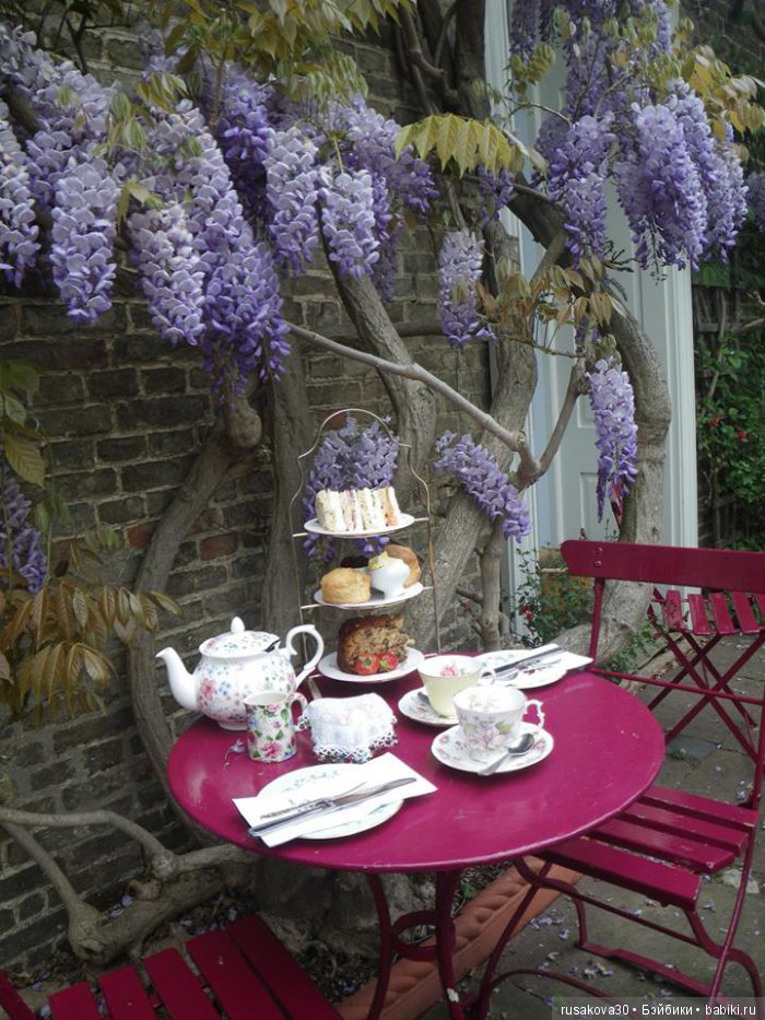 Как маленькие тролли отметили 14 февраля ... труля-ля-ля-ля