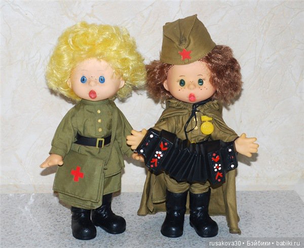 Кукла в военной форме. Советские куклы. Кукла в военной формеме. Текстильные куклы в военной форме.