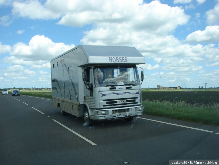 Антикварный базар в маленьком английском городке Нью́маркет ( Newmarket) (фото 3)