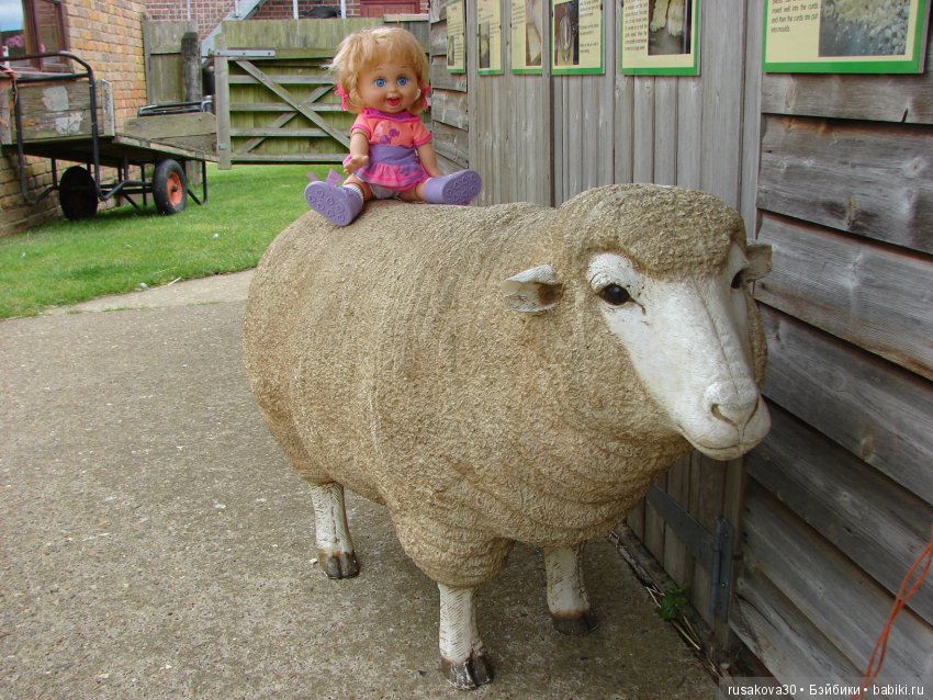 Как Пенни и Машка мельницу осматривали