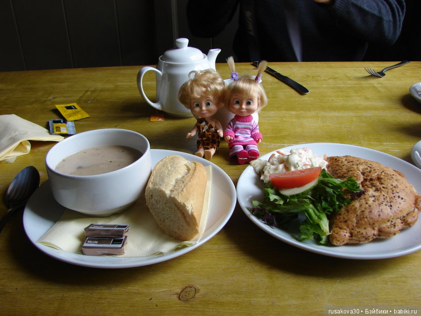 Пятнадцать человек на сундук мертвеца...Йо-хо-хо, и бутылка рому