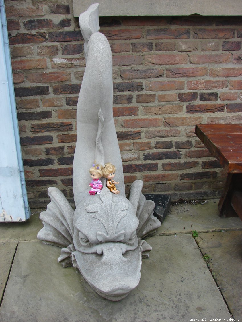 Пятнадцать человек на сундук мертвеца...Йо-хо-хо, и бутылка рому