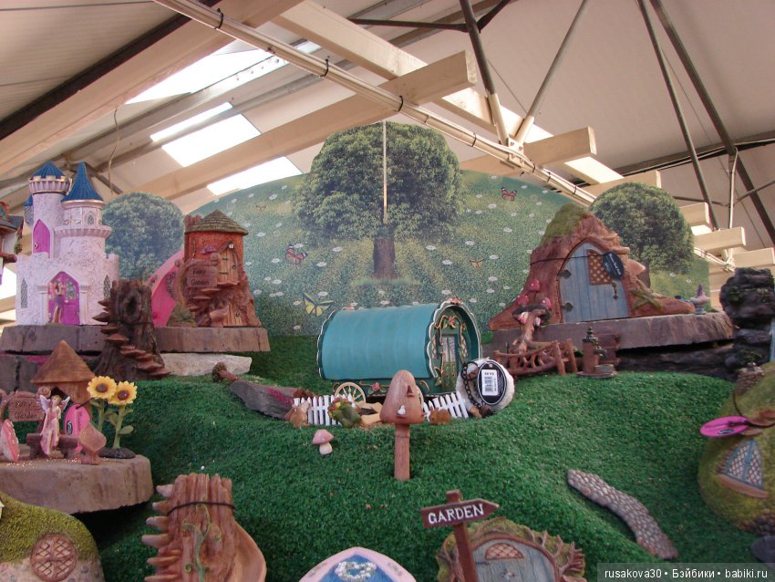 Людвиг продолжает путешествовать по Англии