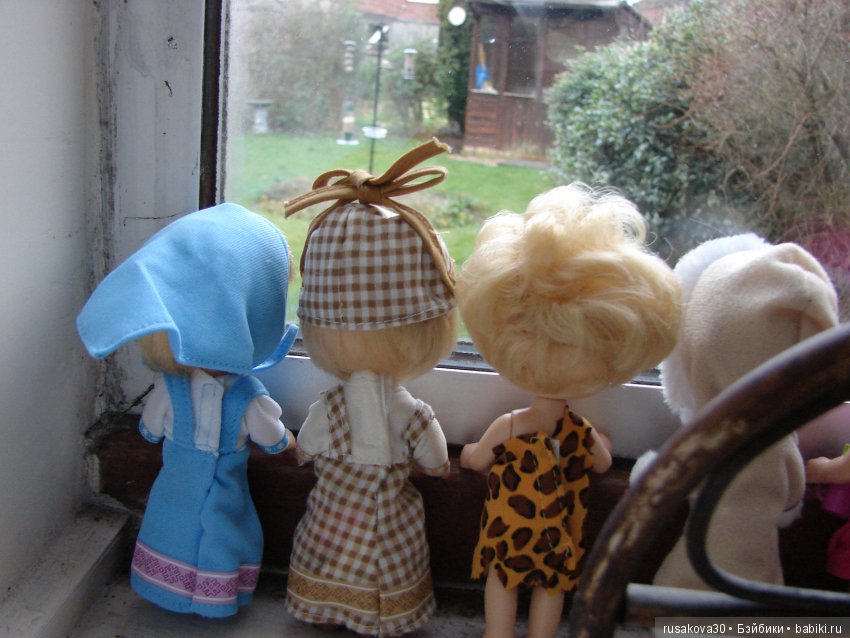 Старый Новый Год — Куклы Маша и Медведь (Simba): Маша в кармашке