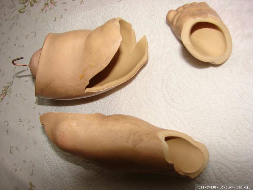 Антикварная кукла. Помогите, как ее можно отреставрировать