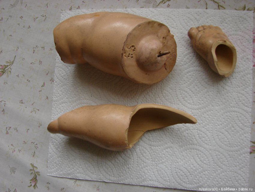 Антикварная кукла. Помогите, как ее можно отреставрировать