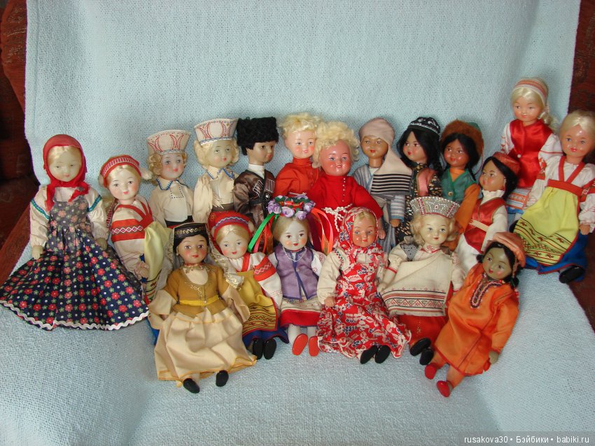Моя коллекция кукол в национальных нарядах