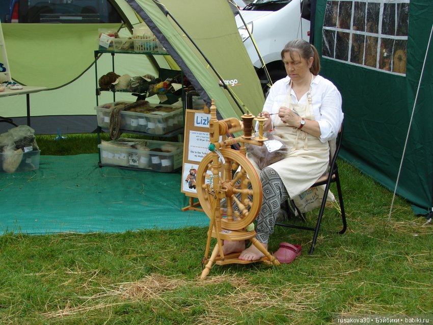 Принцесски на сельской ярмарке