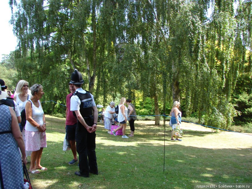 Цветочная ярмарка в королевском поместье