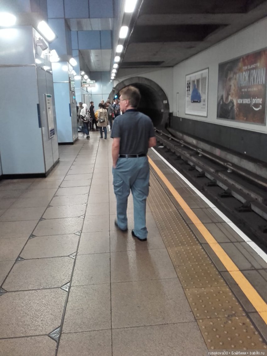 Куклы путешествуют по Лондону