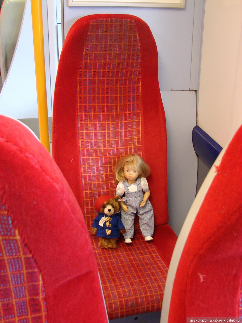 Куклы путешествуют по Лондону